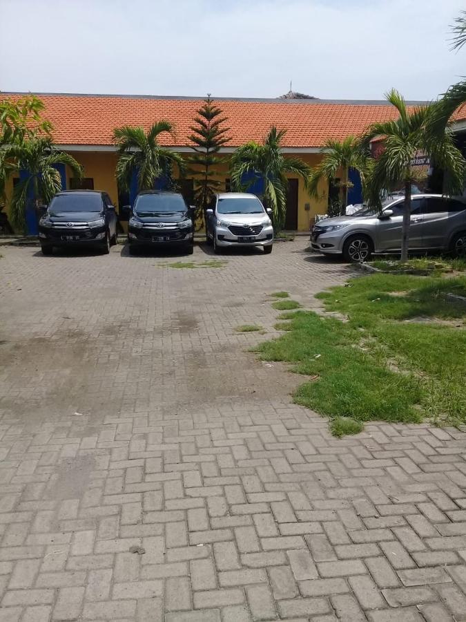Kost Backpacker Hotel Sidoarjo Exterior foto