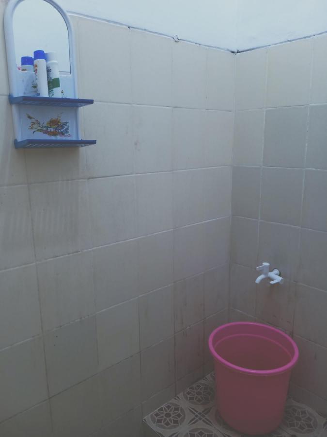 Kost Backpacker Hotel Sidoarjo Exterior foto