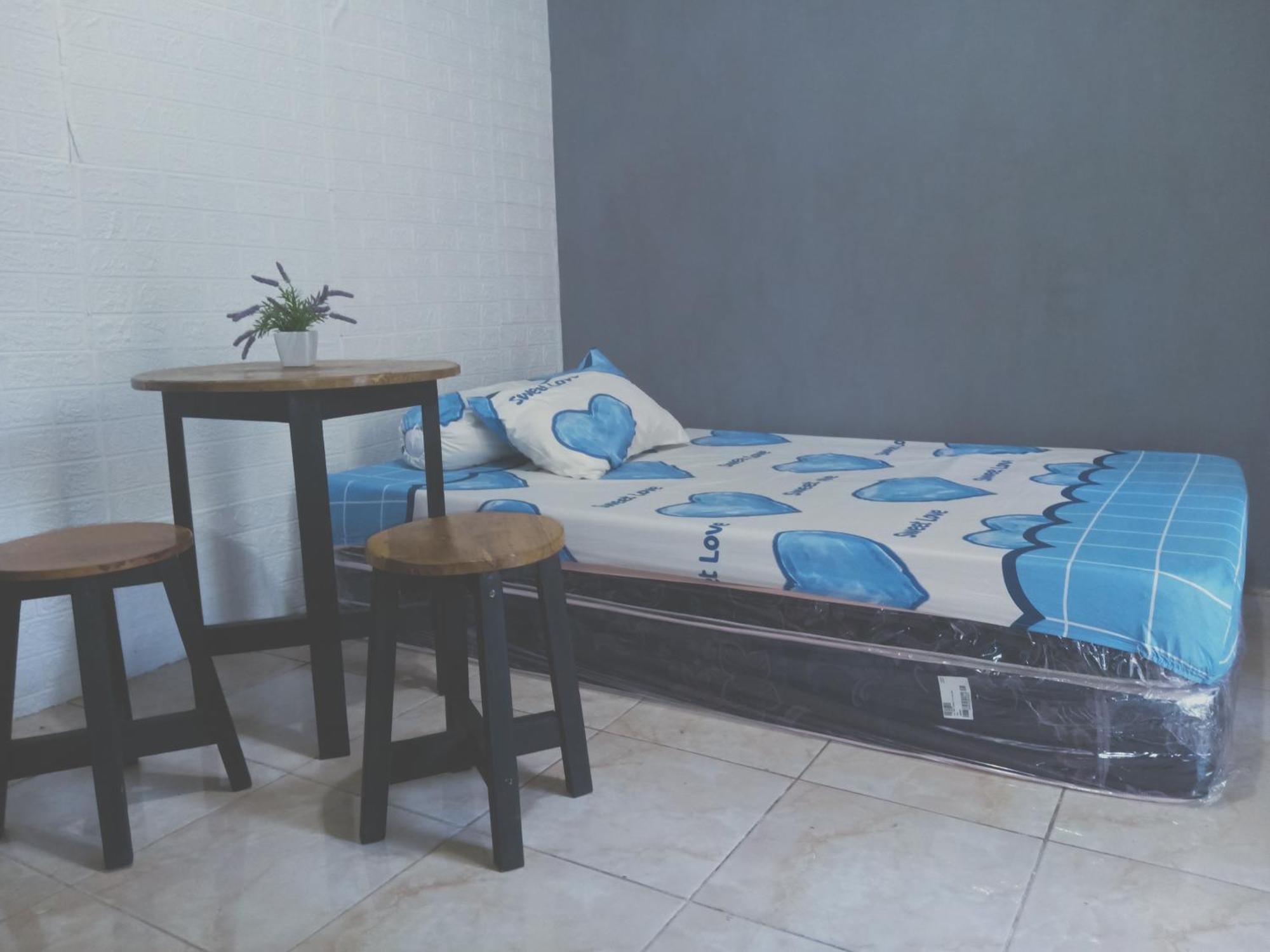 Kost Backpacker Hotel Sidoarjo Exterior foto