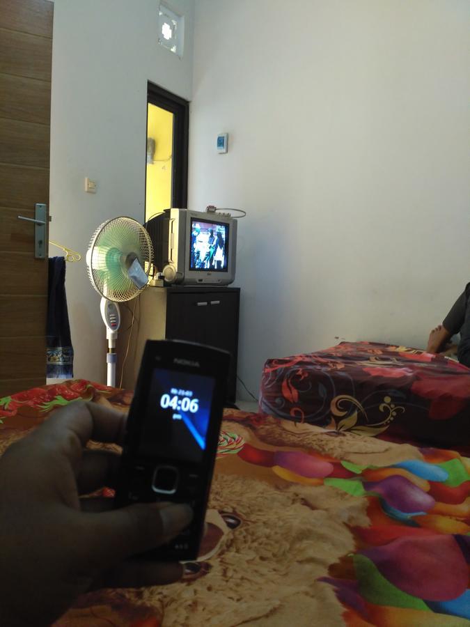Kost Backpacker Hotel Sidoarjo Exterior foto